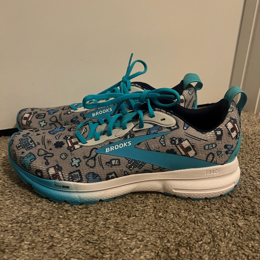 Brooks Womens shoes Trace 4 Hero Medical Running 120441 1B 052 Gray/Blue Sz 12